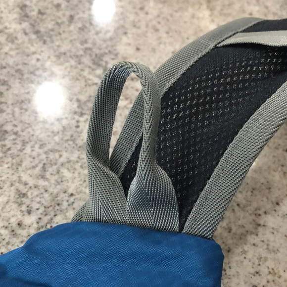 Sling backpack - Picture 6 of 7